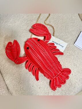 Tommy Bahama Red Woven Lobster Crossbody Bag with Gold Chain
